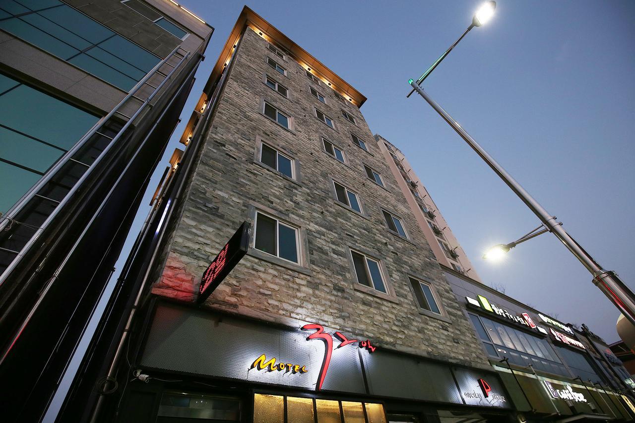 Motel 32Days Yeongdong ภายนอก รูปภาพ