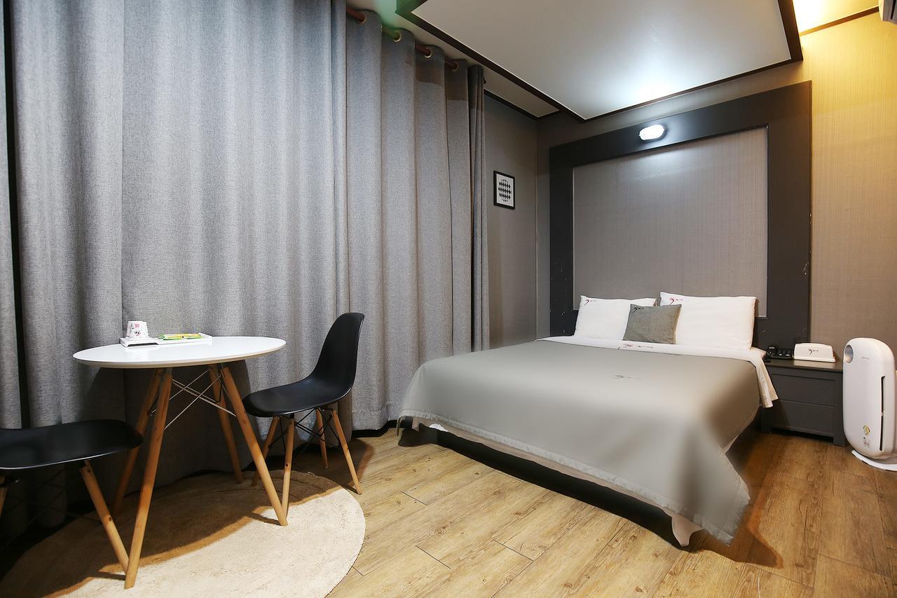 Motel 32Days Yeongdong ภายนอก รูปภาพ